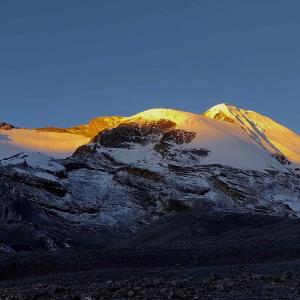 Golden-thorang-peak- 