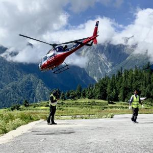 Kailash-Mansarovar-Yatra-by-Helicopter 