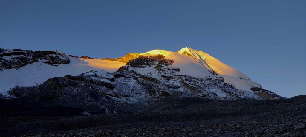 Golden thorang peak