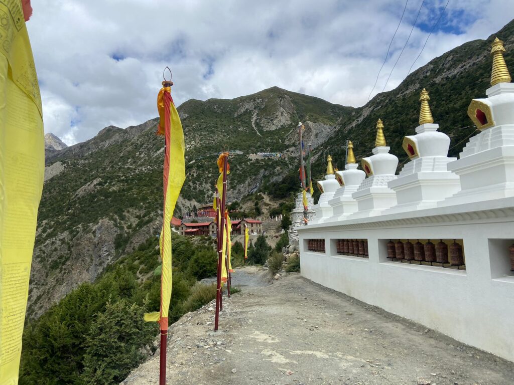 Annapurna circuit trek with Ghorepani