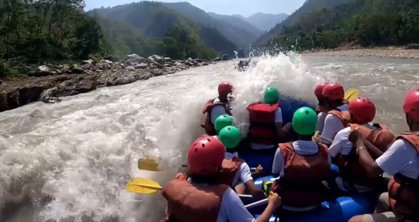 tirsuli river raft nepal