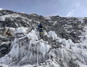 ISLAND-PEAK-CLIMBING