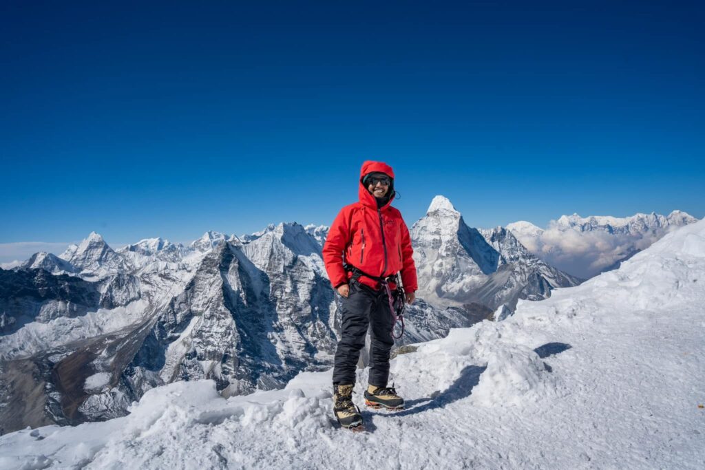 ISLAND PEAK CLIMBING